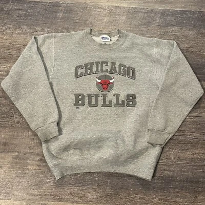 Sudadera De Colección Chicago Bulls Cuello Redondo Pequeña Nutmeg Mills Años 90 Foto 1 de 4