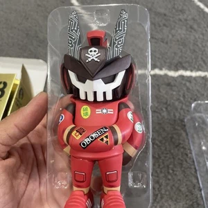 Ottomo TEQ 63 Vinyl MEGA TEQ63 von Quiccs x Marsian Toys - Bild 1 von 11