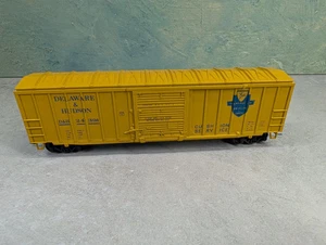 USED Athearn HO Scale 50' Box Car Delaware and Hudson DH #24391 Bev-Bel - Picture 1 of 6