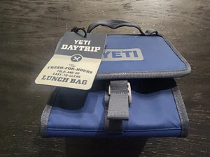 Neu YETI Daytrip Brotzeittasche marineblau Modell YETIDAYTRIP - Bild 1 von 3