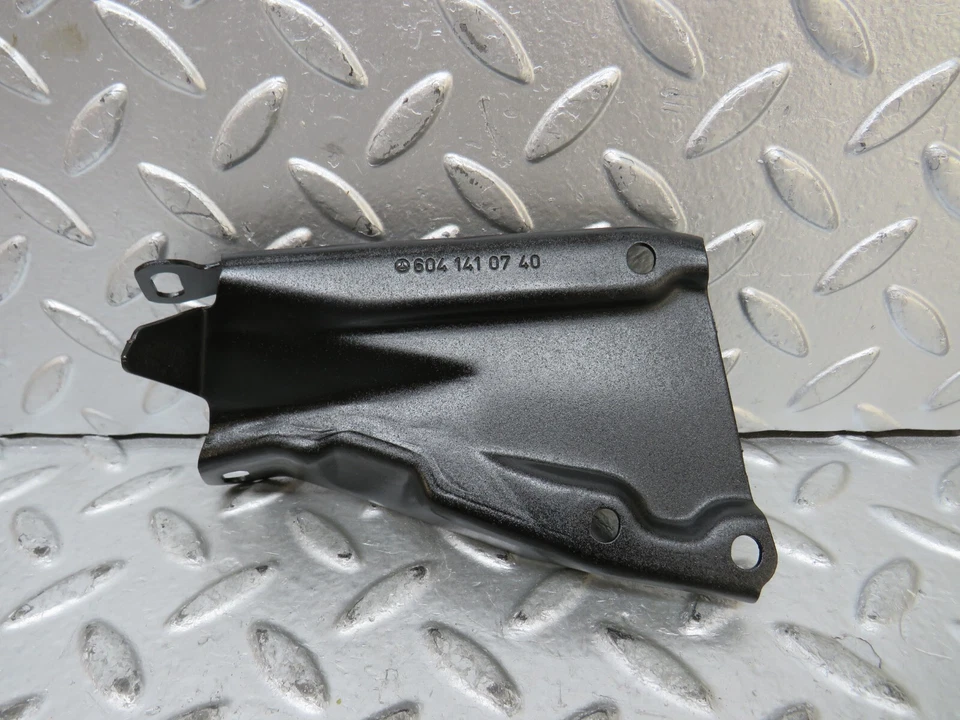 Soporte colector de admisión de aire Mercedes-Benz S124 300TE camioneta 6041410740 Foto 1 de 4