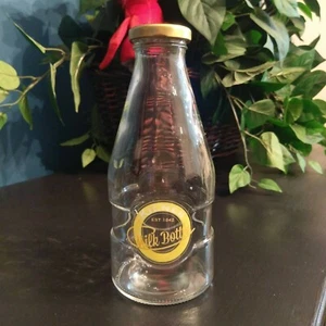 Kilner Glass Milk Bottle with Twist Top Lid One Pint - Picture 1 of 5