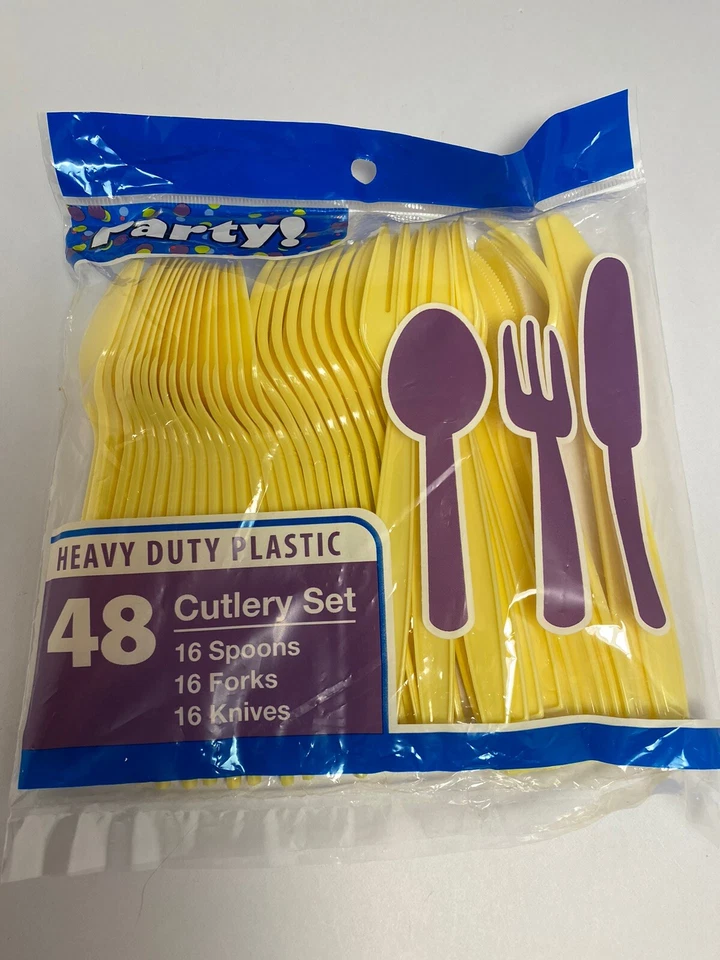 Juego de 16 cucharas, tenedores y cuchillos de plástico Ea amarillos 48 piezas nuevo con etiquetas  Foto 1 de 4