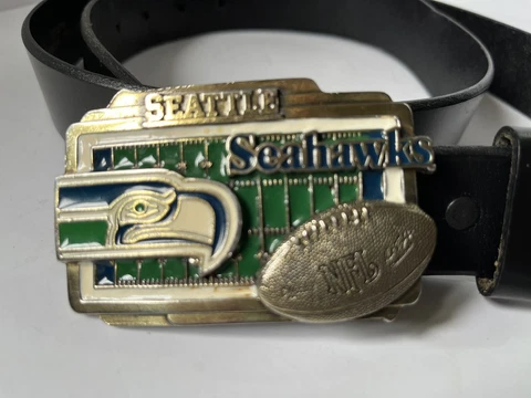 Vintage Seattle Seahawks NFL Belt Buckle Collectible Man Cave Nice stemopt 2000 Cover