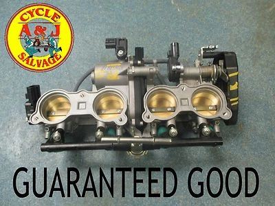 Yamaha YZF R1 2009-2011, cuerpos del acelerador, inyectores,  Foto 1 de 4