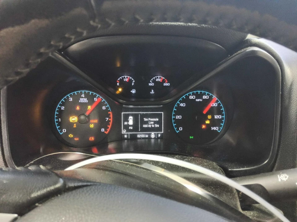 Medidor de velocímetro usado se adapta a: Chevrolet Colorado MPH 2015 mercado de EE. UU. grado de clúster Foto 1 de 4