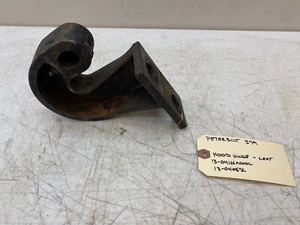 Peterbilt 379 Hood Hinge J Mount Pivot Left 13-04057L 1990 1993 1995 1999 2001 - Picture 1 of 10