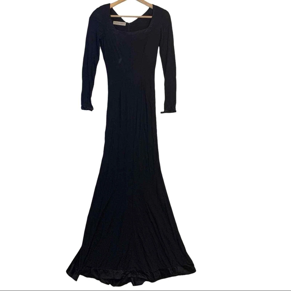 Vestido negro Alberta Ferretti talla: 4 Foto 1 de 4