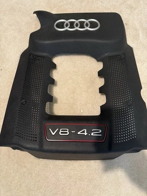 Cubierta del motor Audi A6 S6 Quattro V8 2002-2003 077-03935AA 077103935AB Foto 1 de 4