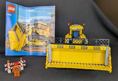 Lego City 7685 Dozer - complete with manual - Image 1 of 4