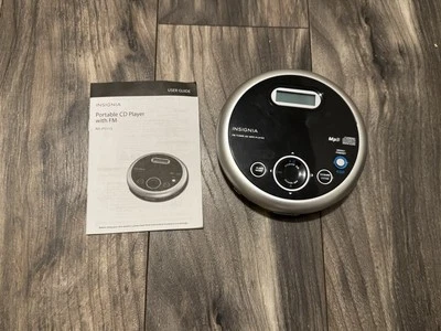Insignia NS-P5113, портативный проигрыватель компакт-дисков, FM-тюнер и воспроизведение MP3, протестирован, РАБОТАЕТ - Изображение 1 из 3