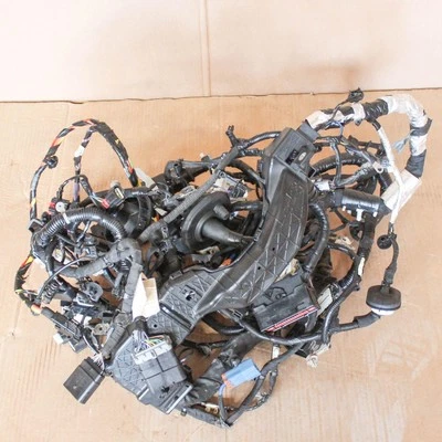 FORD KUGA III DFK Kabelbaum LL43507 2.5 Diesel 89kw 2020 21360474 - Image 1 of 4