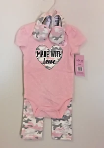 Cutie Pie Girls 3-6 Months 3-piece set (Made with Love) Pink & Camo - Picture 1 of 5