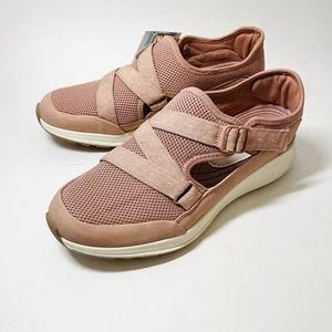New Baretraps BIANNA Womens size 8 M Casuals Pink Slip On Comfort Sneaker Shoes - Picture 1 of 13
