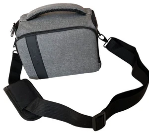 Kameratasche Tasche für Nikon CoolPix L330 L340 B500 L840 P610 Bridge grau - Bild 1 von 3