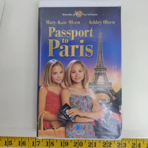 Passport to Paris VHS Mary-Kate Ashley Olsen Warner Bros Family Entertainment  - Picture 1 of 4