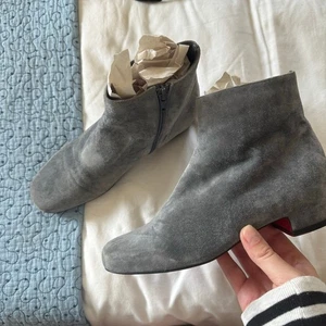 CHRISTIAN LOUBOUTIN Tounoir Grey Ankle Bootie Size 37.5 casual winter fall - Picture 1 of 11