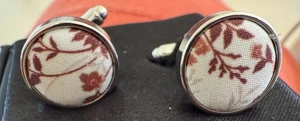 Boutons de manchettes ronds à motif feuillage. Blanc et marron (Father & Sons) - Imagen 1 de 6