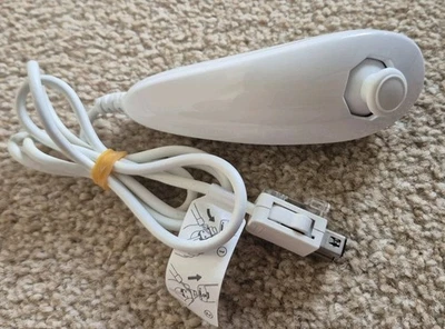 Official Nintendo Wii Nunchuck Controller White - Image 1 of 4