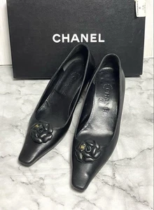 Chanel Coco Mark Camellia Motif Pumps Shoes Black Size 35 US About5 For Women - Picture 1 of 24