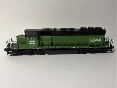 Atlas O 1558-1 - SD40 Diesel Locomotive (Unpowered) - Burlington Northern #6344 - Image 1 of 4
