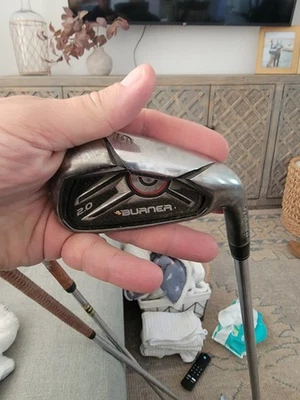 Quemador TaylorMade 2.0 individual 6 hierro negro acero quemador 2.0 85 flexión regular Foto 1 de 4