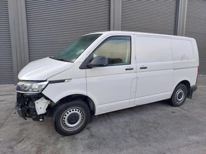 VOLKSWAGEN TRANSPORTER CALIPER RH REAR, T6, 07/15 - Picture 1 of 5