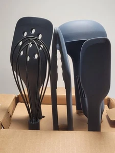 Our Place 6 Stück Silikon Utensil Essential Spatel Schneebesen Schöpfkelle Pinsel Zange - Bild 1 von 8