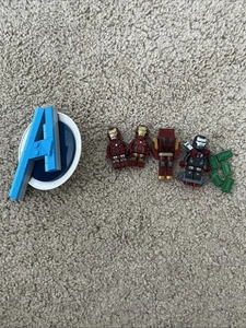 This Is A Lego Iron Man Minifigure Collection With 3 Iron Man And A War Machine - Picture 1 of 4