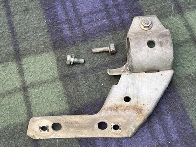 Mercedes-Benz R107 380SL 560SL SCL AC Fuel Cooler Mount - Image 1 of 3