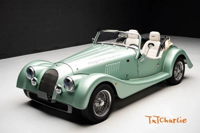 Morgan Plus Four Roadster 2025 Foto 1 de 4