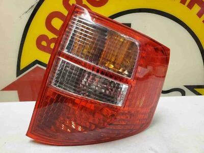 OEM 8972371004 LUZ TRASERA LÁMPARA ISUZU AXIOMA LADO DERECHO PASO DERECHO 2002 2003 2004 Foto 1 de 4