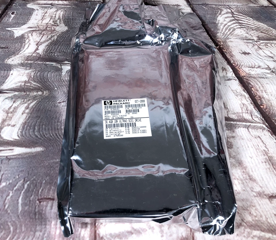 Hewlett Packard HP 36.4GB SCSI ULTRA3 10RPM HDD DDYS-T36950 P/N:07N4602  - Image 1 of 4