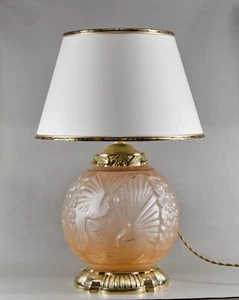 MULLER FRERES : a French ART DECO table lamp 1930 uraline vaseline/uranium glass - Picture 1 of 15