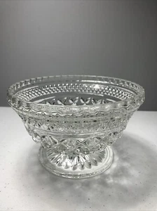 VINTAGE Anchor Hocking Wexford Glass Compote Footed Fruit Bowl Scalloped Rim - Picture 1 of 7