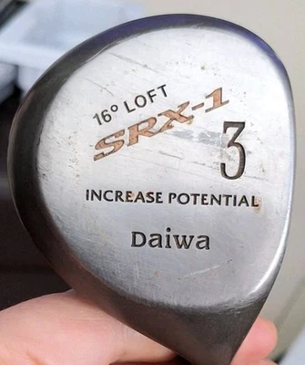 Daiwa SRX-1, 3 maderas 16° plateadas, R Flex, eje de acero, usado en muy buena condición, entrega al día siguiente Foto 1 de 4
