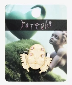 Melanie Martinez Portals Mask Gold Tone Pink Rhinestone Ring Size 7 - Picture 1 of 3