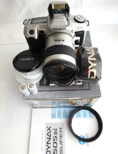 Minolta 505si super + zoom 28-80 AF f.35-5.6 Nuova - Foto 1 di 10