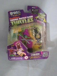 Nickelodeon Swappz Teenage Mutant Ninja Turtles Leonardo Game Keychain New - Picture 1 of 2