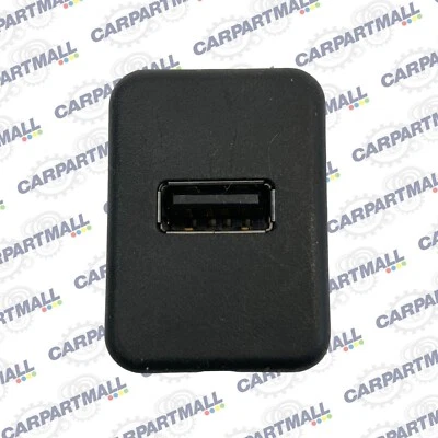 2011 2012 GMC Acadia Instrument Auxiliary Jack USB Socket Receptacle 20928734 - Image 1 of 4