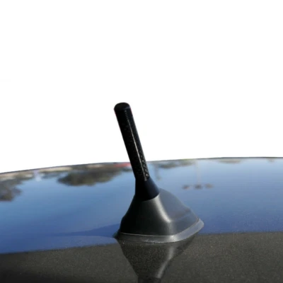 Antena / Antena Stubby Bee Sting para Toyota Hilux 2012-2017 Negro Carbono 7,5 cm Foto 1 de 2