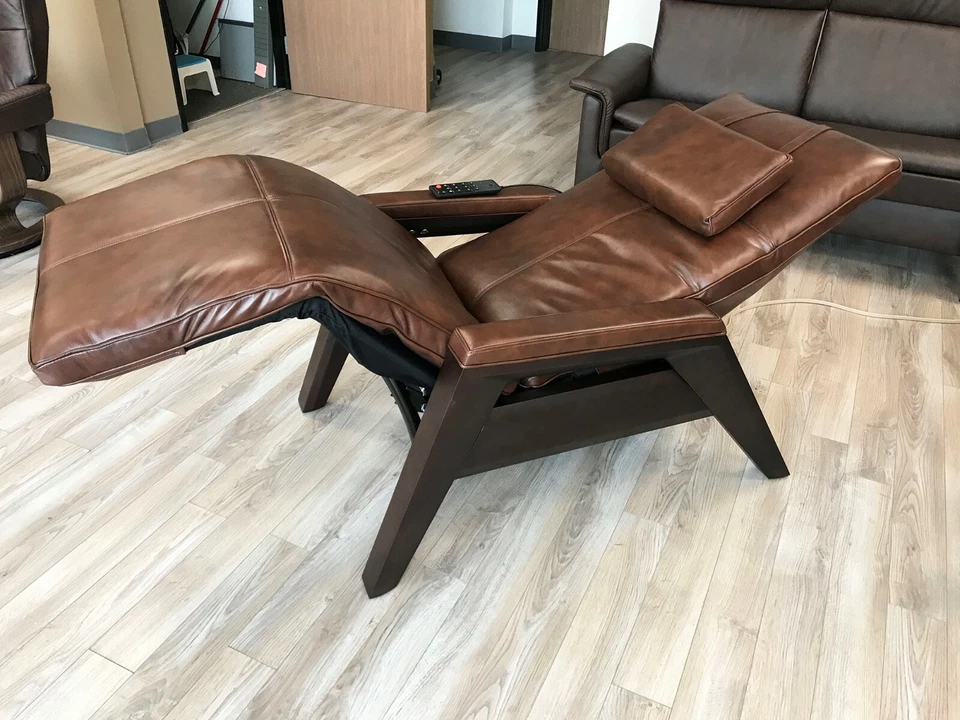 Human Touch Gravis ZG Zero Gravity Recliner Massage Chair Heat Saddle Leather