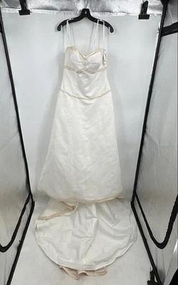 NWT Eden Bridals Women's White Sleeveless Sweetheart Neck Wedding Dress Size 14 - Image 1 of 4