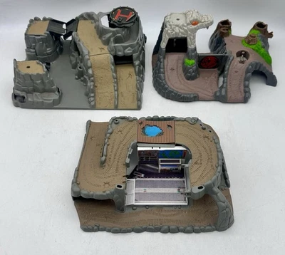 Vintage 1990’s Lot of 3 Micro Machines Galoob Playset Vehicles Bases - Image 1 of 4