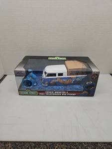 Cookie Monster and 1963 VW Bus Pick Up Sesame Street 1:24 Jada 31751 - Picture 1 of 7