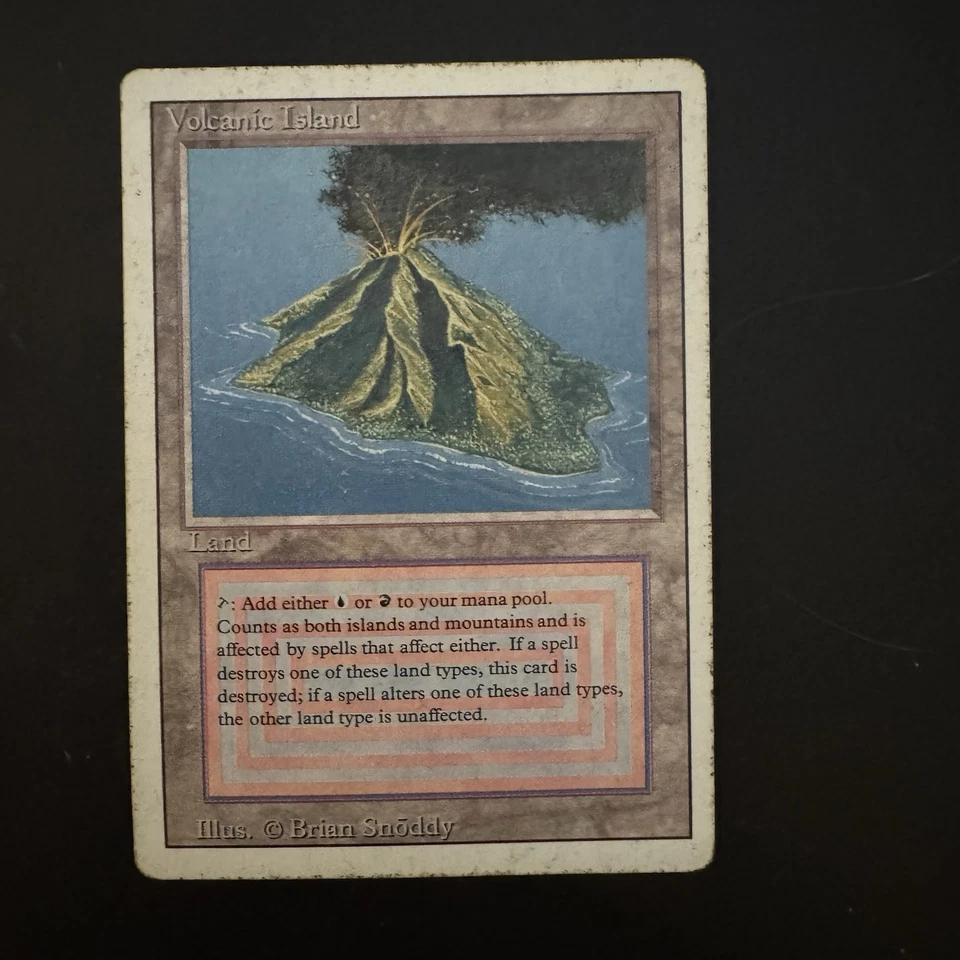 Magic The Gathering Volcanic Island Revised Edition Heavily Played See Photos - Image 1 of 2