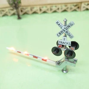 2 x HO scale railroad grade crossing signal gate light on barrier 2 tracks #S42G - Picture 1 of 2