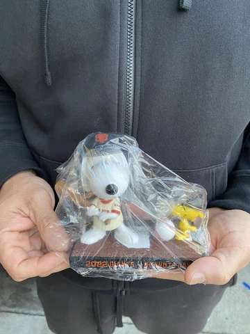 SOLD OUT SGA SF Giants 2022 Peanuts Day Snoopy Woodstock bobblehead 9/29 Rare Cover