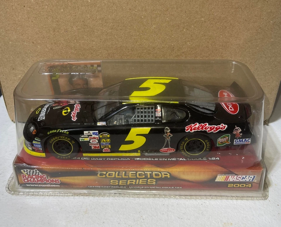 RACING CHAMPIONS 1/24 2004 TERRY LABONTE #5 KELLOGGS THE INCREDIBLES DIECAST - Image 1 of 1