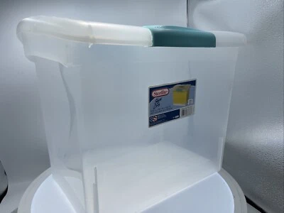 Sterilite Large Nesting Showoffs Box - Clear - 1 Container With Lid - Image 1 of 4